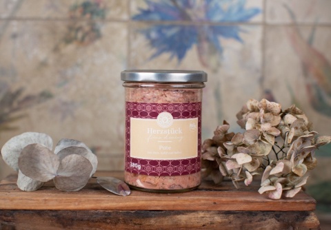 Indyk z pasternakiem, ryżem, jabłkiem i szałwią Paul&Paulina