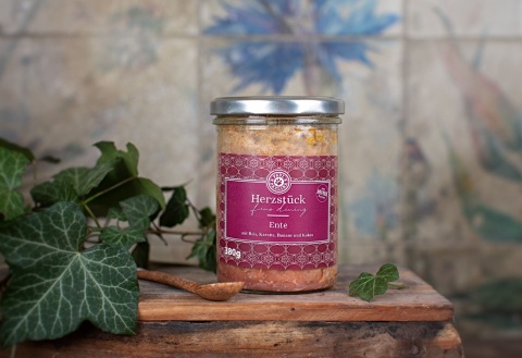 Kaczka z ryżem, marchewką, bananem i kokosem Paul&Paulina