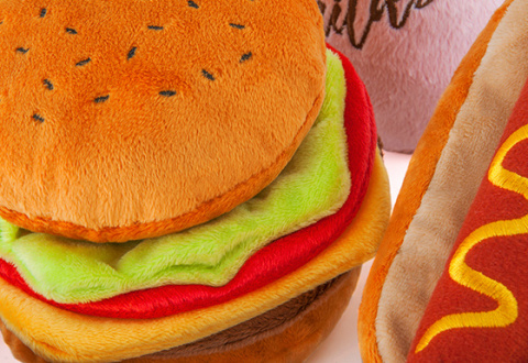 Pluszowy hamburger P.L.A.Y American Classic Barky Burger Pluszowy hamburger P.L.A.Y American Classic Barky Burger