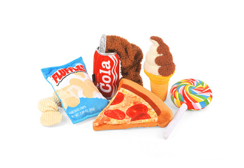 Pluszowa puszka Coli P.L.A.Y Snack Attack Good Boy Cola Pluszowa puszka Coli P.L.A.Y Snack Attack Good Boy Cola
